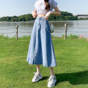 淺藍色