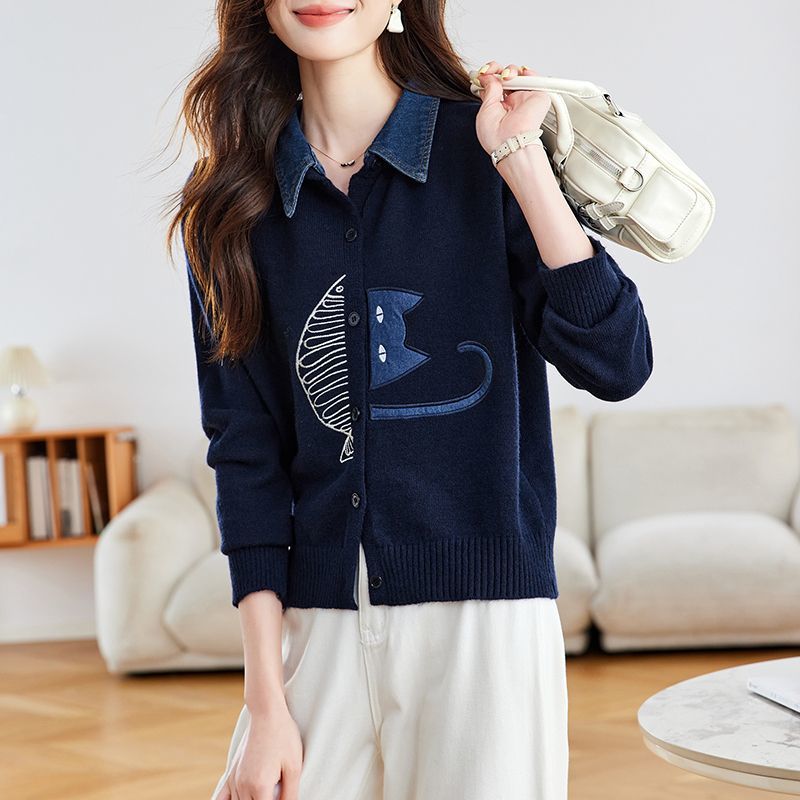牛仔拼接襯衫領貓咪刺繡針織外套(2色)