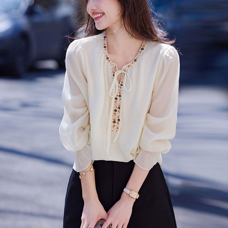 復古文藝風半開領撞色拼接襯衫