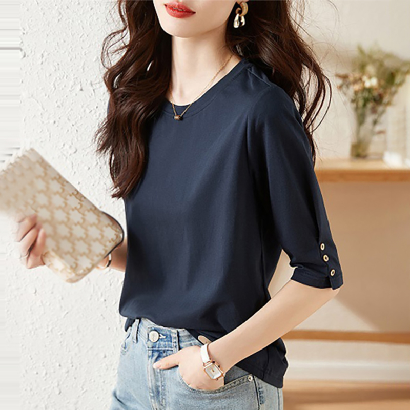 時尚圓領羈扣設計五分袖T恤