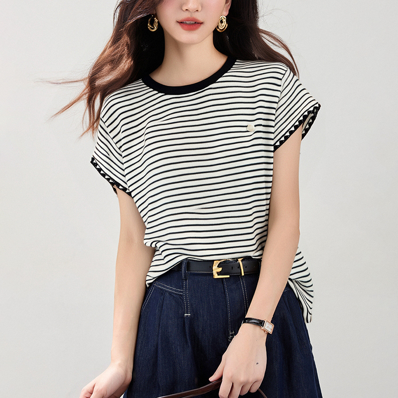 韓系拼色貝殼裝飾條紋針織T恤