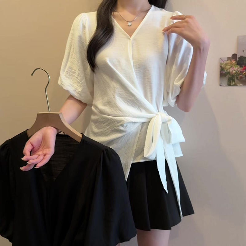 韓係不規則綁帶V領短袖小衫(2色)