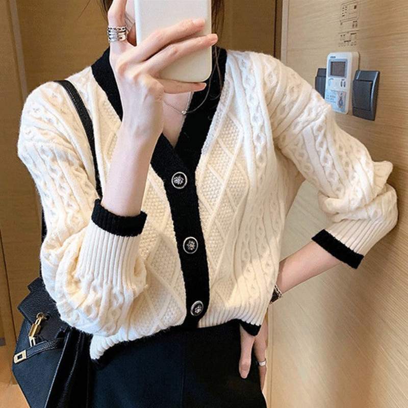 寬鬆麻花V領長袖針織開衫(2色)