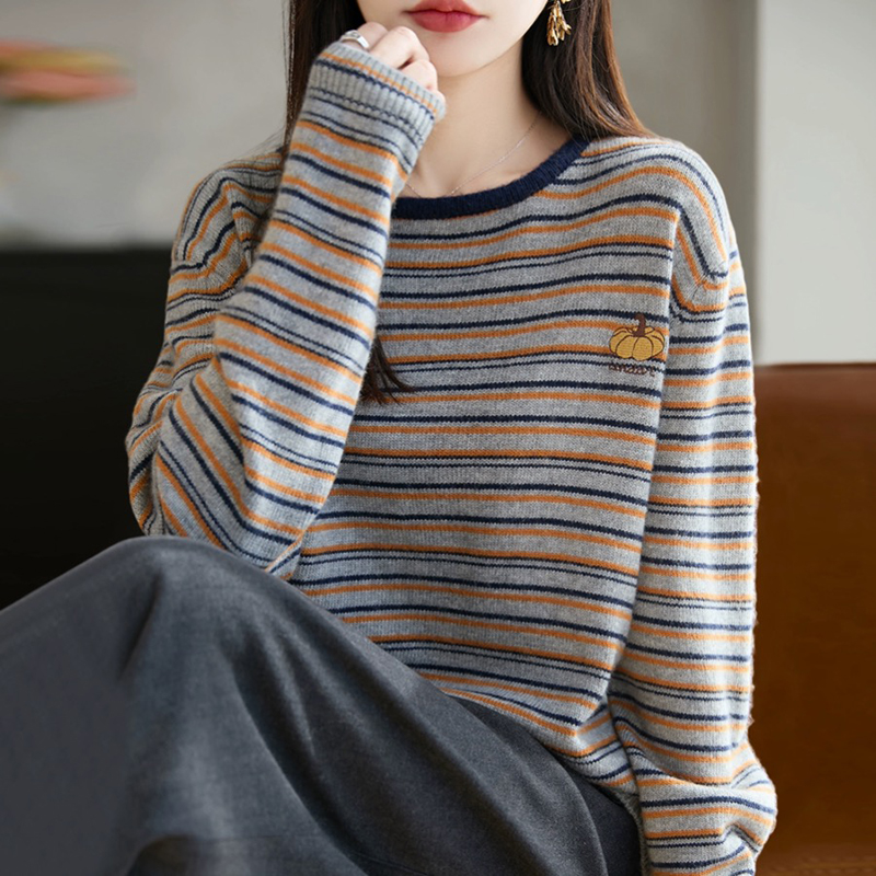 时尚条纹南瓜刺绣针织衫