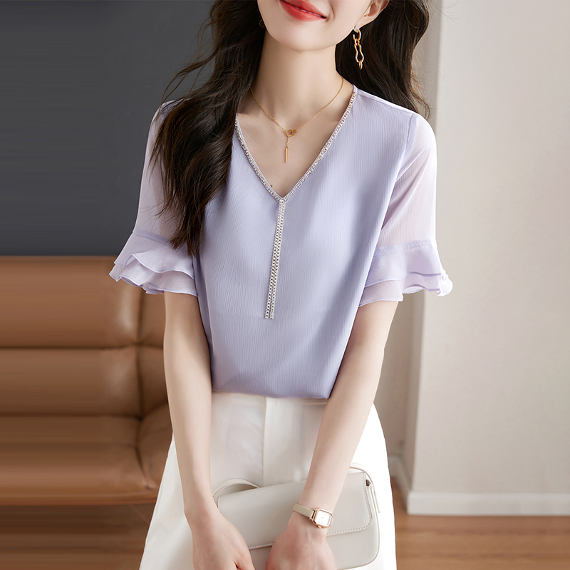 別緻鏈條V領透視荷葉喇叭短袖小衫