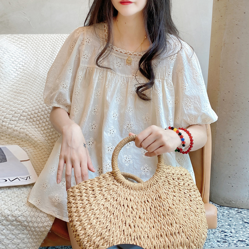 優雅方領鏤空鉤花連肩袖娃娃衫(2色)