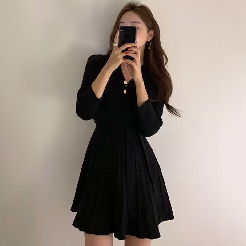 V領修腰百褶連身裙(2色)