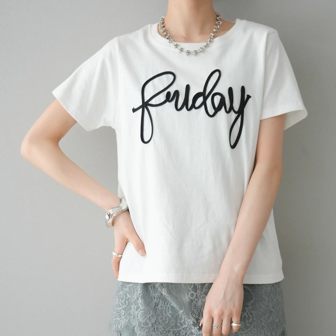 日繫手工盤花簡約短袖T恤(3色)