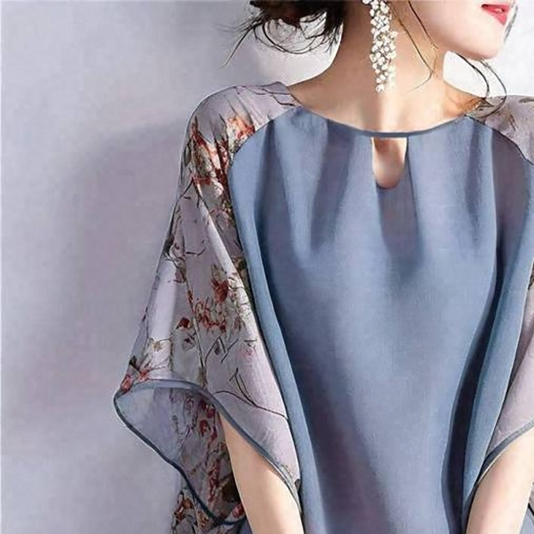 日系圓領鏤空印花拼接中袖小衫