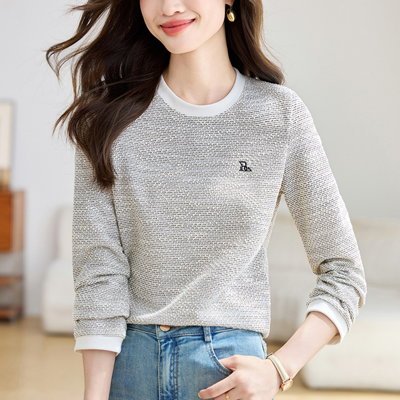 修身刺繡百搭長袖T恤