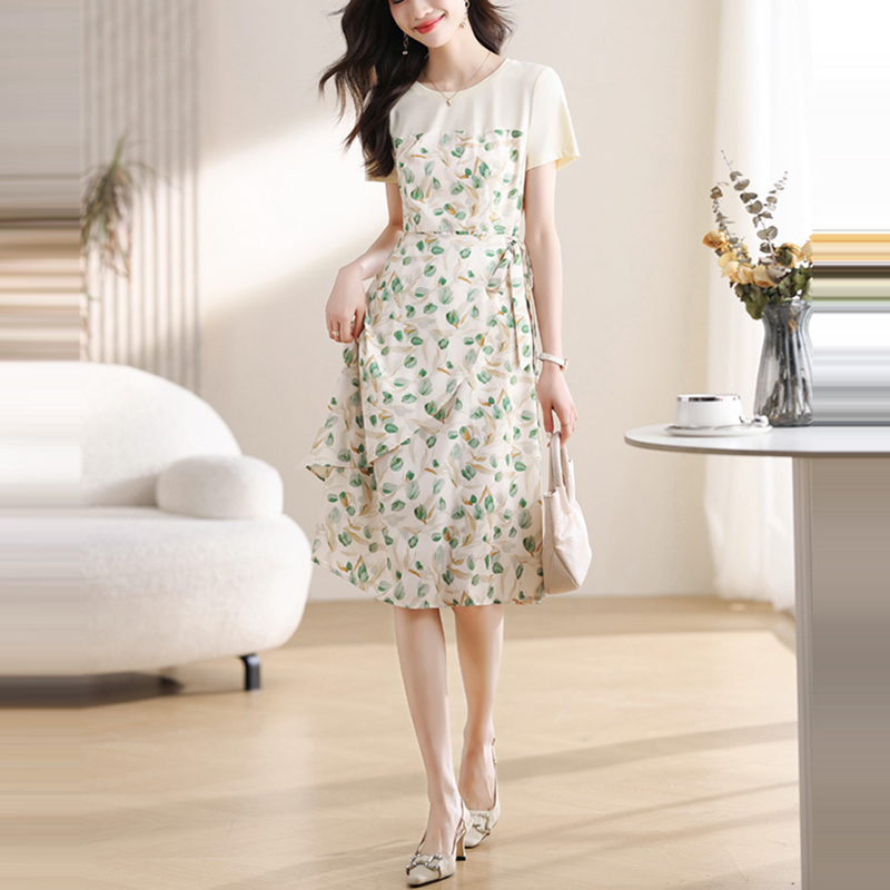 假兩件碎花短袖荷葉邊連身裙