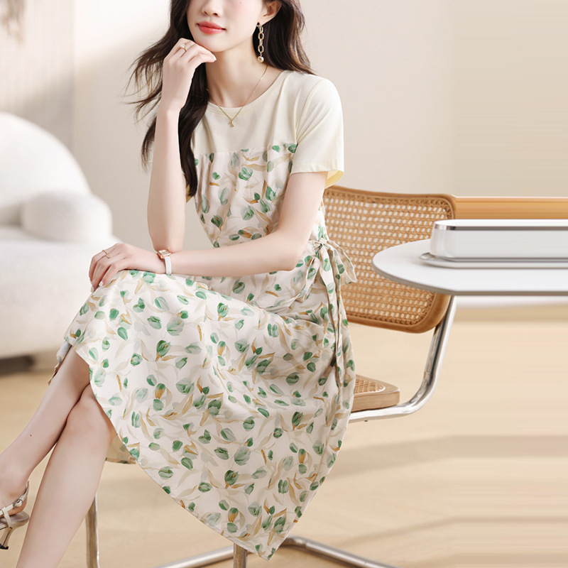 假兩件碎花短袖荷葉邊連身裙