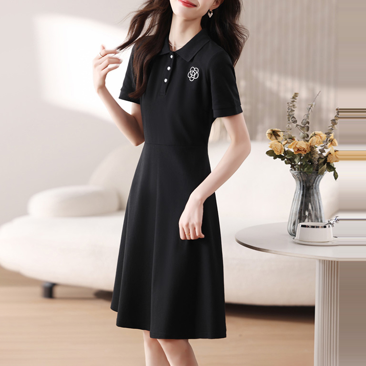 赫本風山茶花短袖連身裙