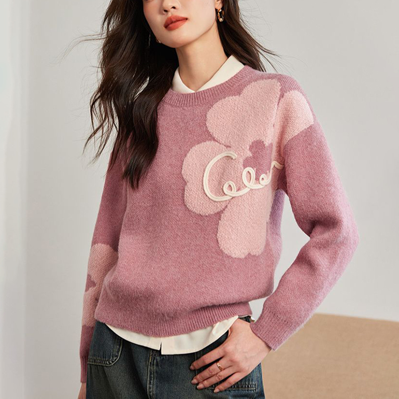 慵懶圓領花朵軟糯針織毛衣