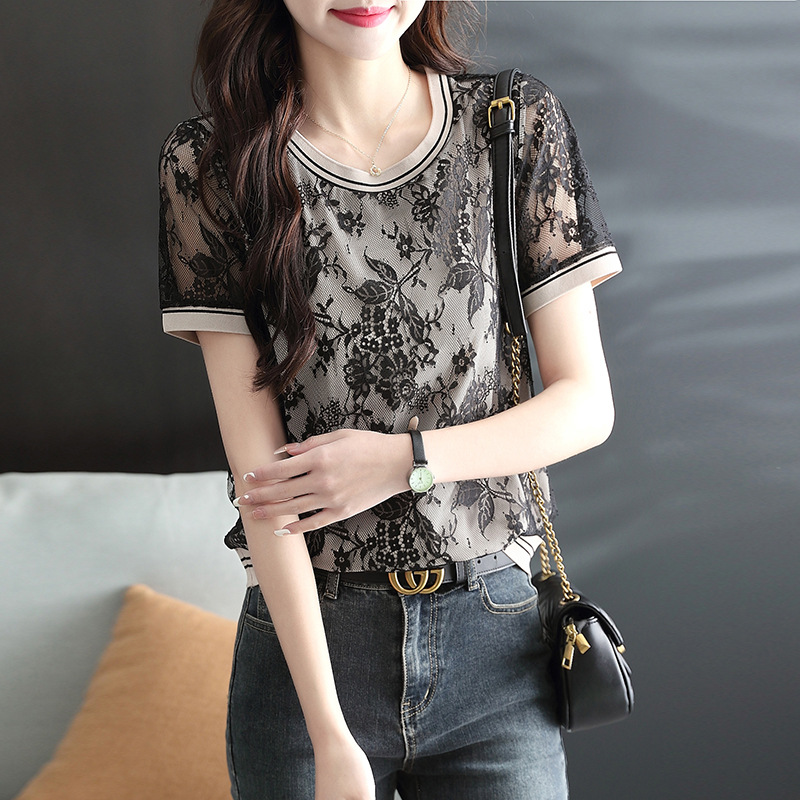 時尚圓領蕾絲鏤空短袖T恤