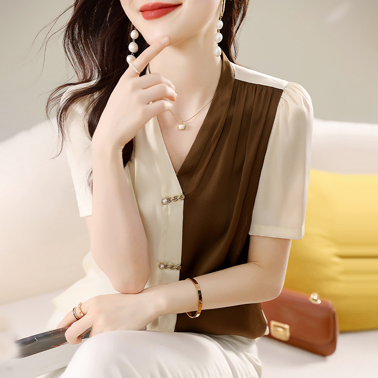 夏季V領輕薄透氣精緻扣撞色襯衫