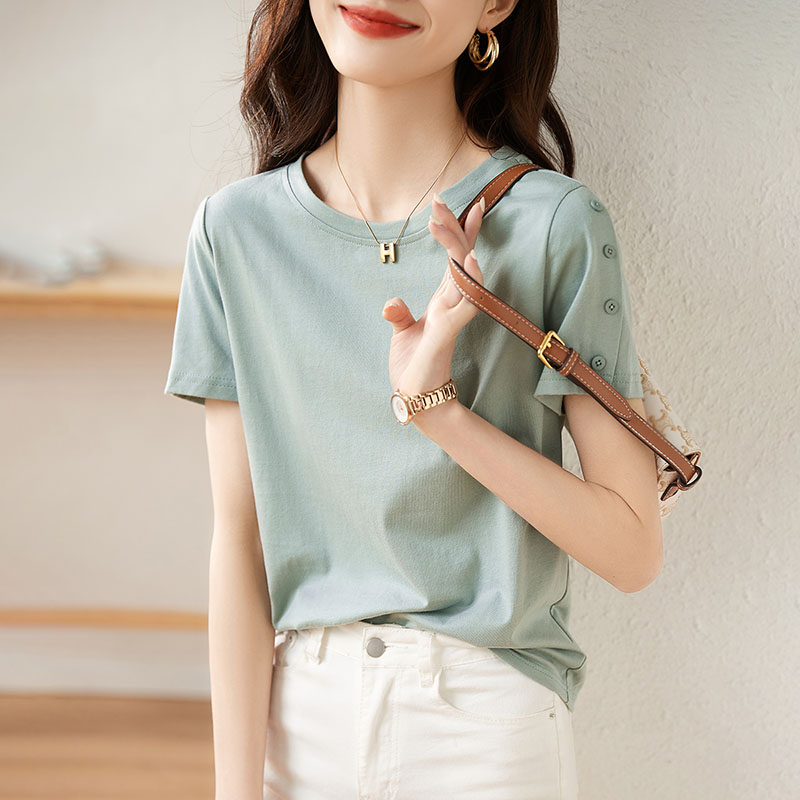 簡約百搭短袖扣款設計T恤