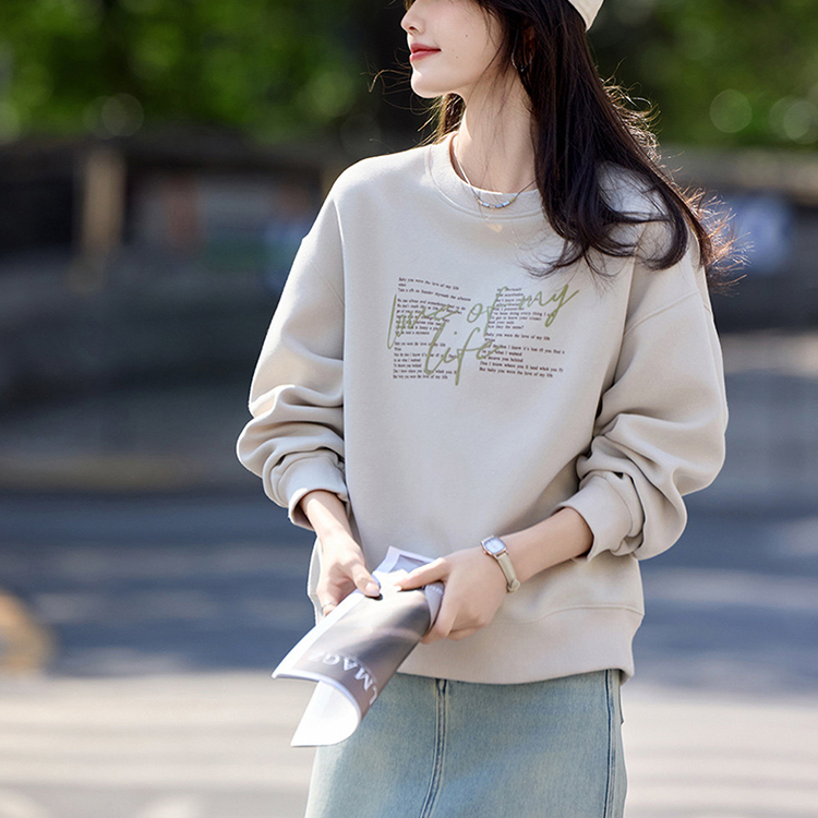 立體字母印花寬鬆休閒衛衣