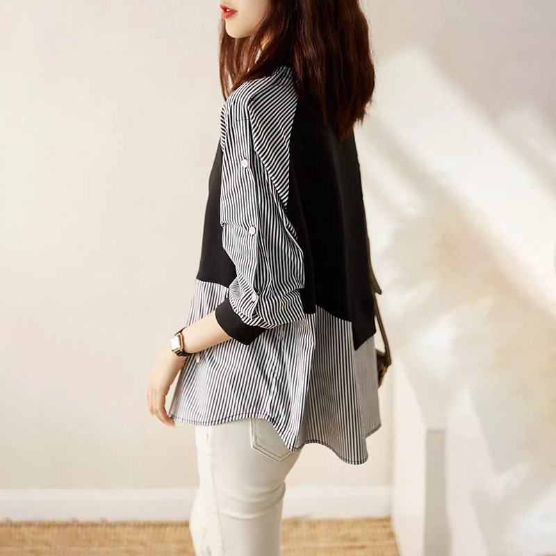 不對稱條紋拼接蝙蝠輪廓套頭衛衣(2色)