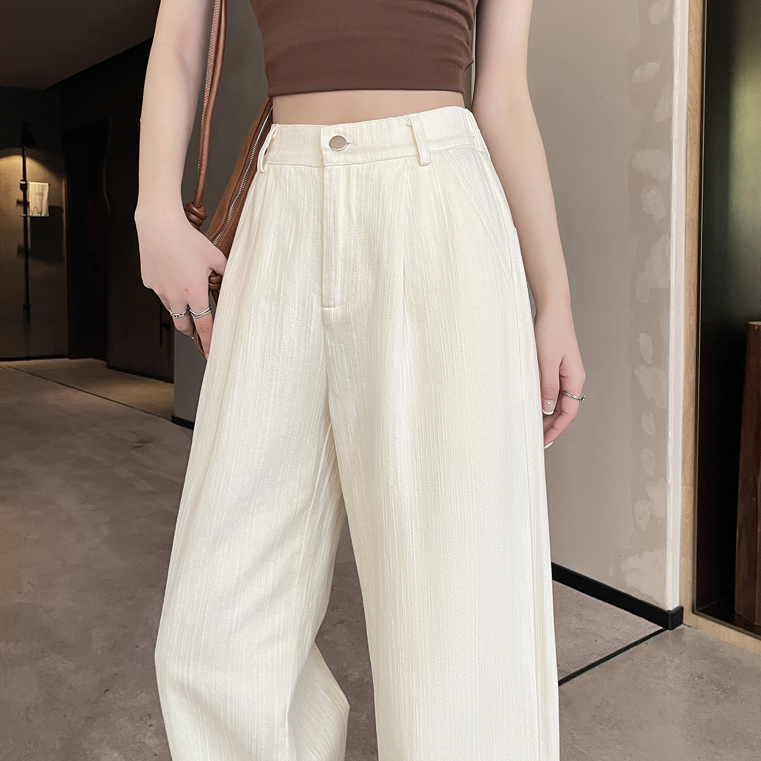 高腰條紋肌理感直筒休閒褲(3色)