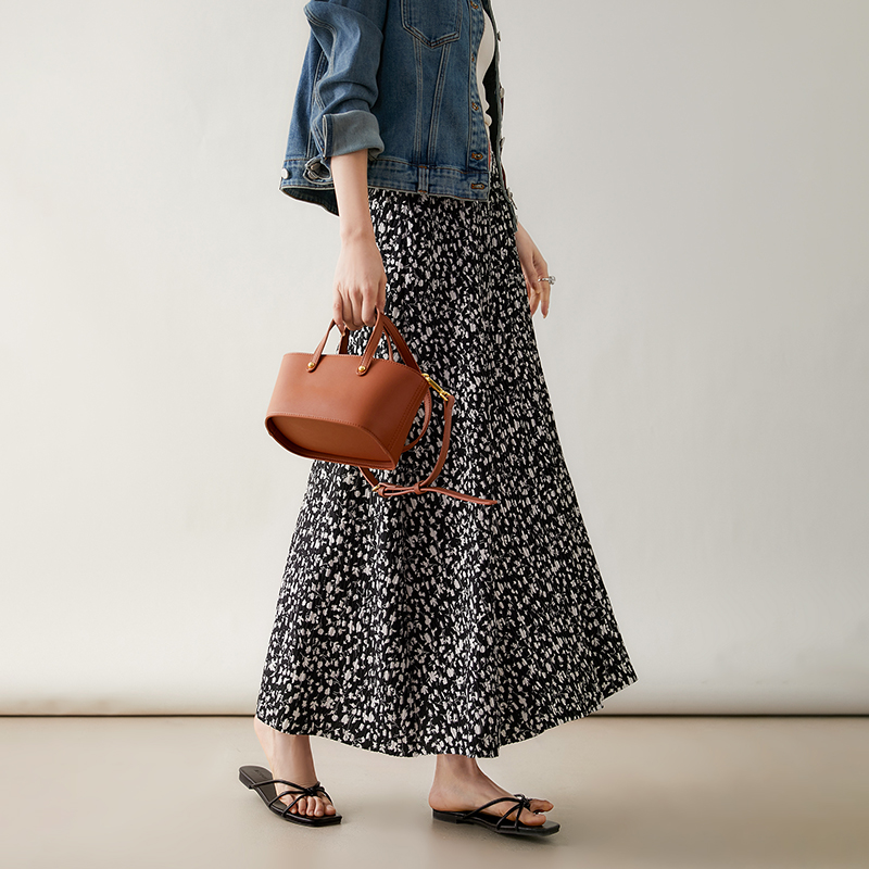 優雅度假風碎花A字半身裙