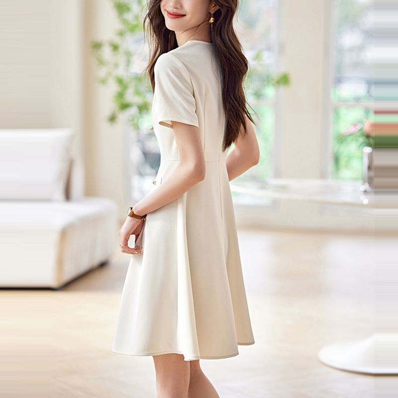 優雅圓領掐褶中長款連身裙