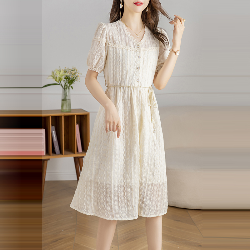 文藝V領收腰顯瘦中長蕾絲連身裙