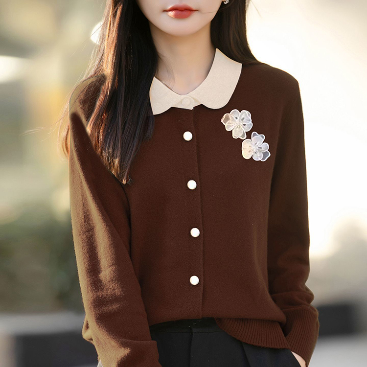 立體花朵撞色娃娃領針織開襟衫(4色)