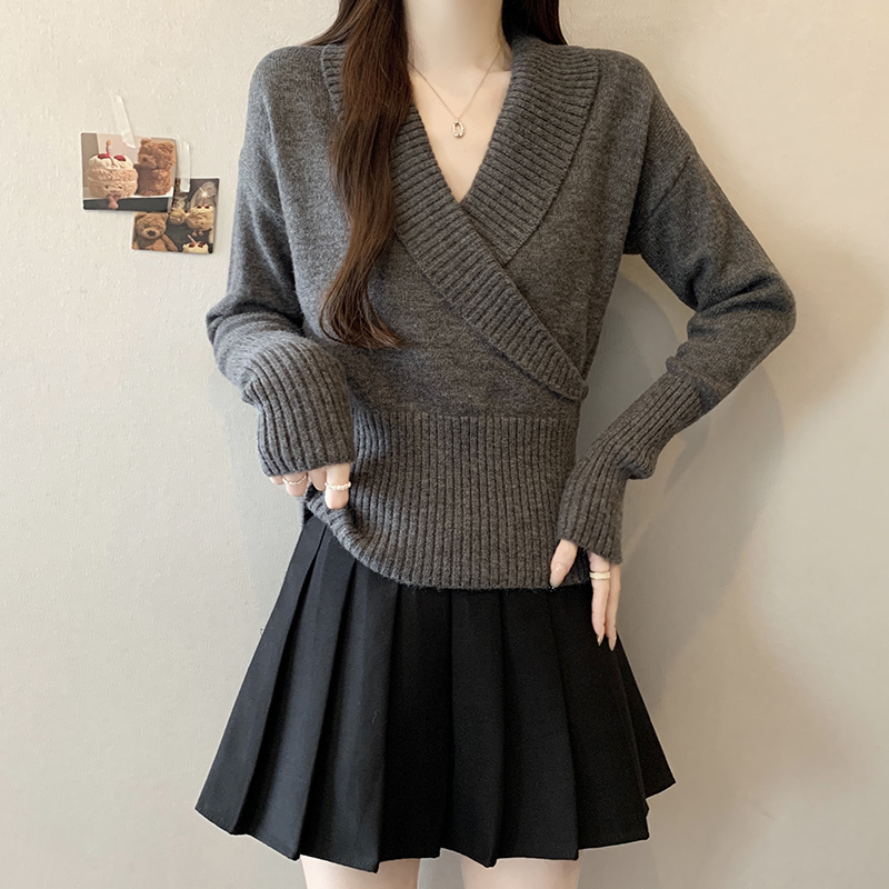 復古交叉V領長袖針織衫