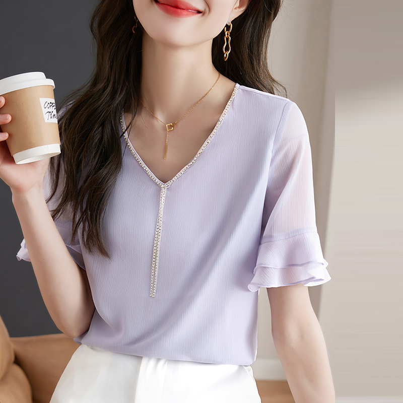 別緻鏈條V領透視荷葉喇叭短袖小衫