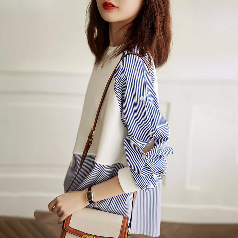 不對稱條紋拼接蝙蝠輪廓套頭衛衣(2色)