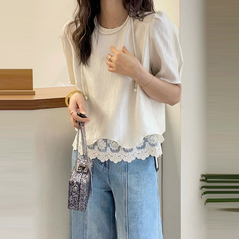 時尚圓領蕾絲拼接泡泡袖T恤(2色)