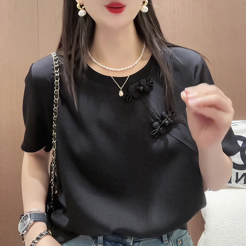 簡約圓領壓花垂感短袖T恤