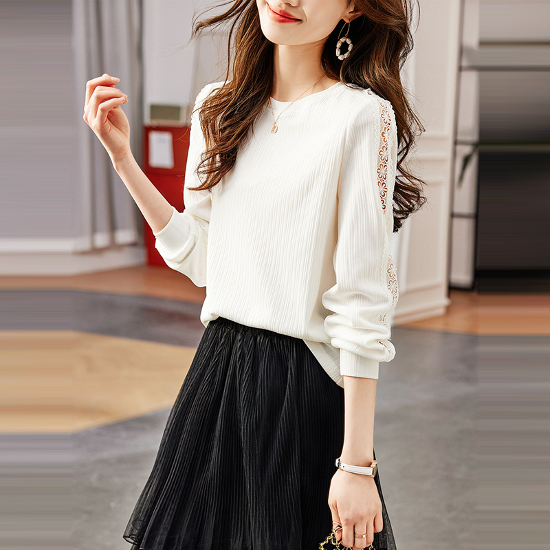 時尚圓領鏤空蕾絲肌理感針織長袖T恤(2色)