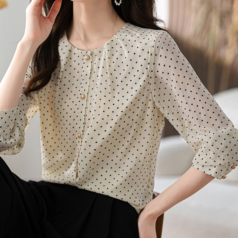 法式復古圓領波點小衫