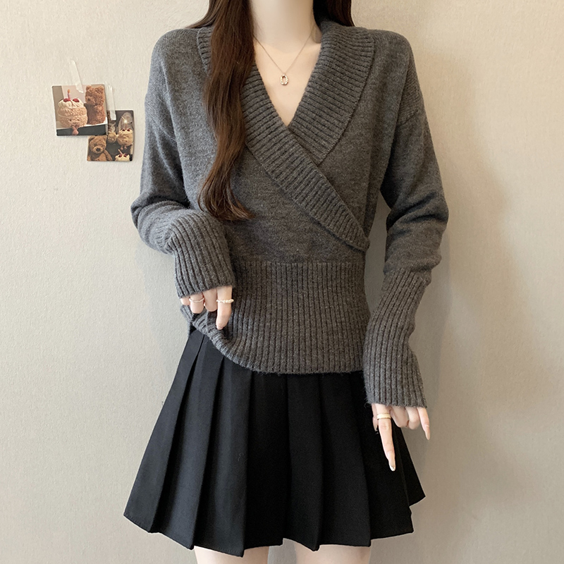 復古交叉V領長袖針織衫