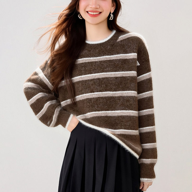 復古撞色條紋圓領長袖毛衣