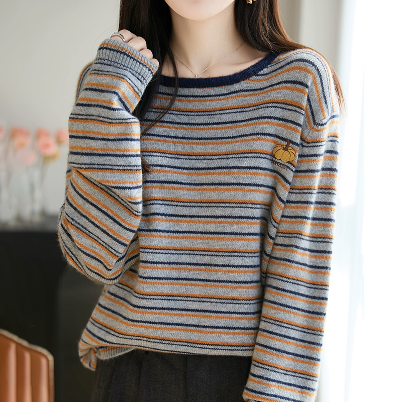 时尚条纹南瓜刺绣针织衫