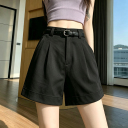 黑色