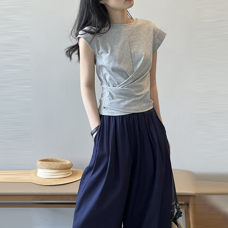 休閒純色小飛袖褶皺交叉不規則下擺T恤(3色)