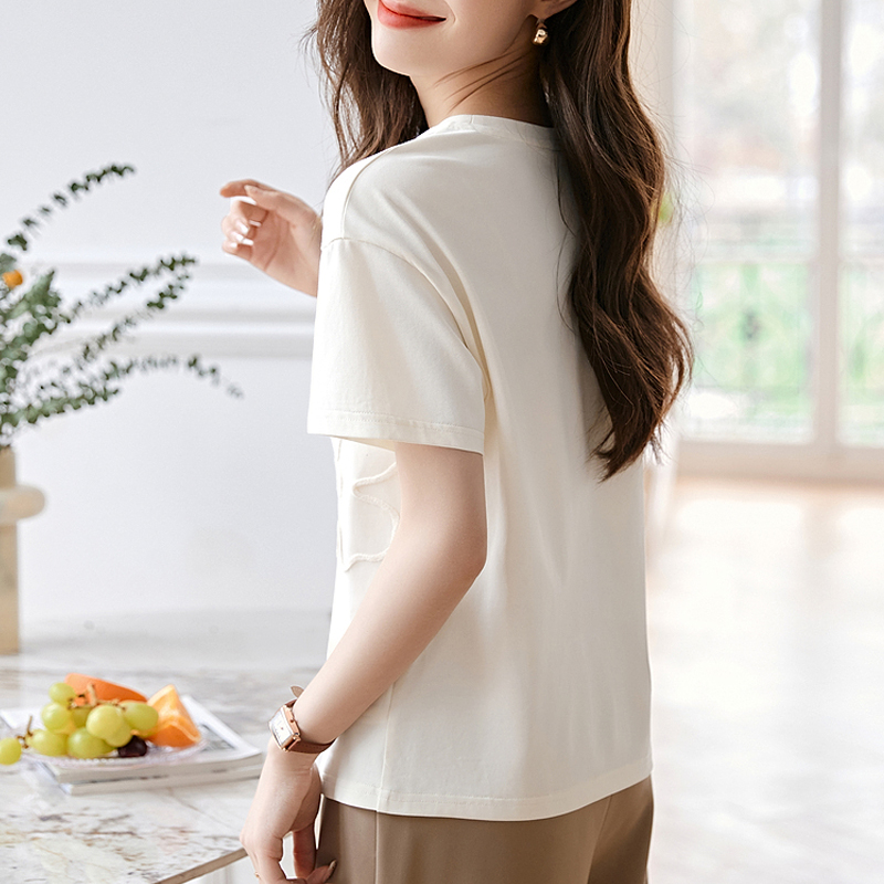 休閒圓領立體繡花短袖T恤