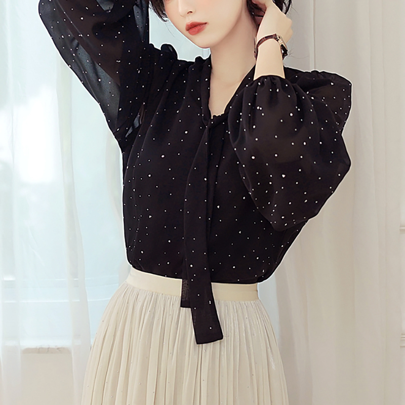 法式復古V領飄帶長袖襯衫