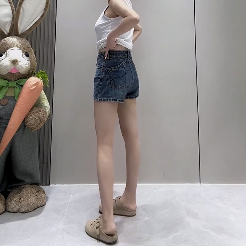 新款高腰A字牛仔短褲