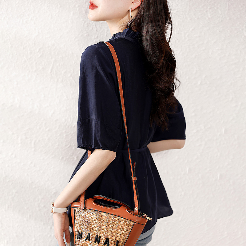 復古燈籠袖收腰襯衫