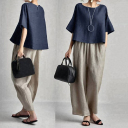 藍色上衣+灰色褲子