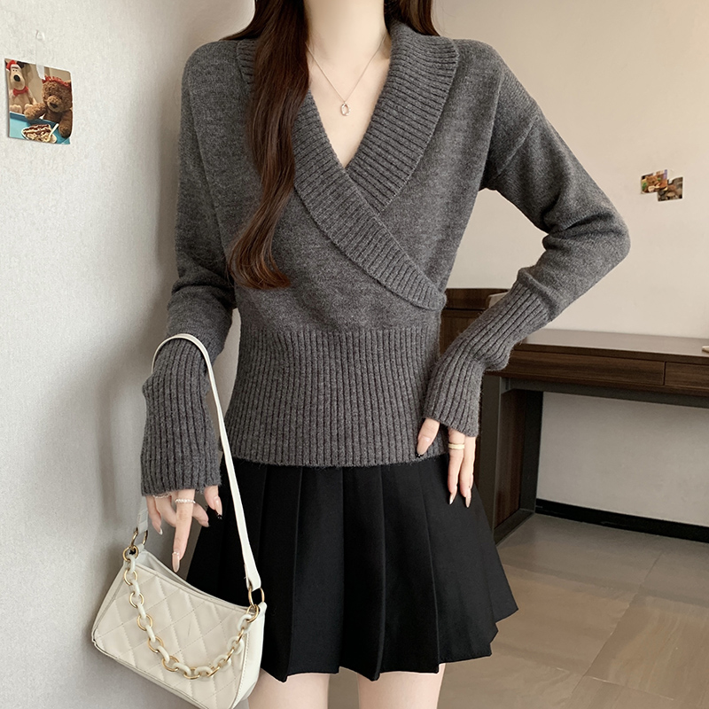 復古交叉V領長袖針織衫