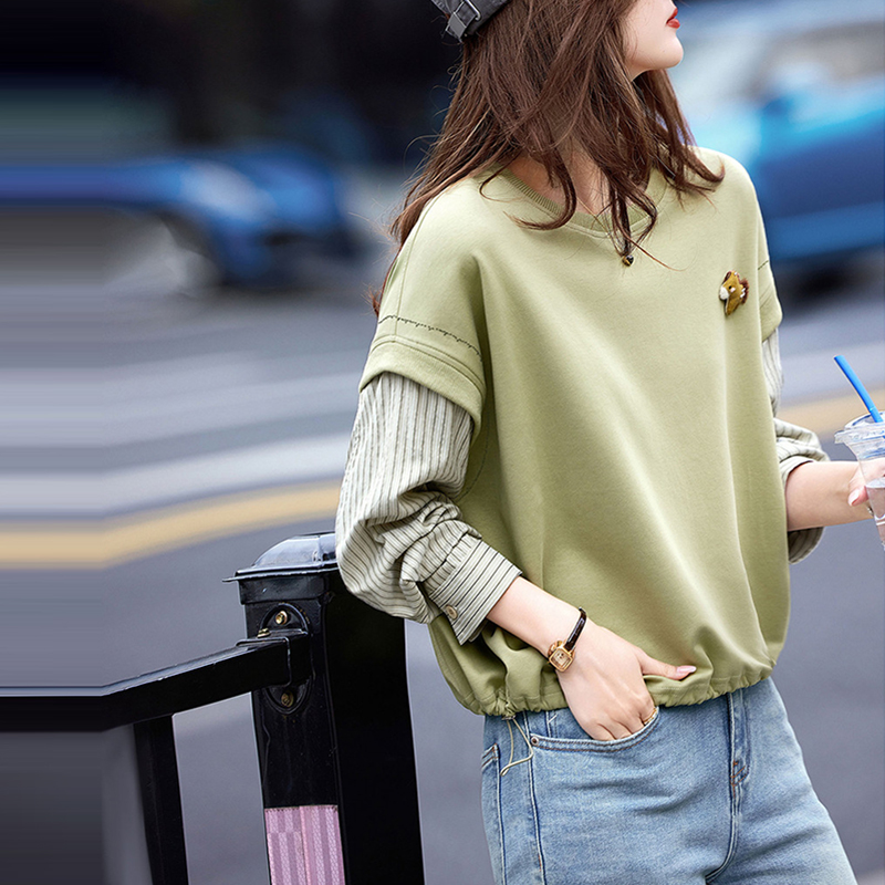 別致圓領拼接假兩件衛衣