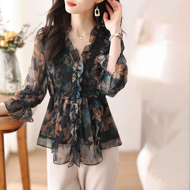 優雅V領碎花收腰喇叭袖荷葉邊小衫