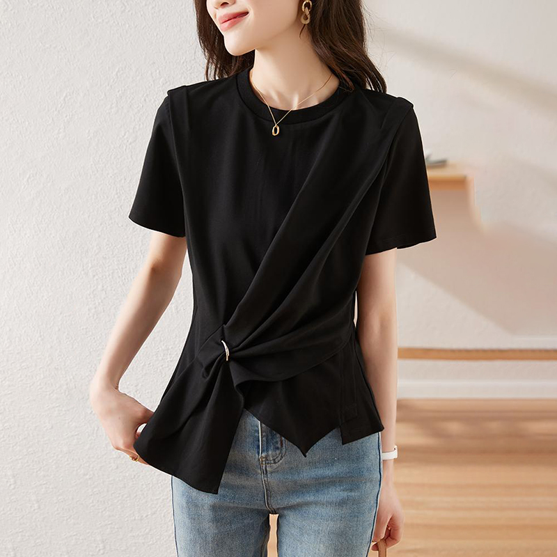 黑色復古設計感圓領開叉T恤