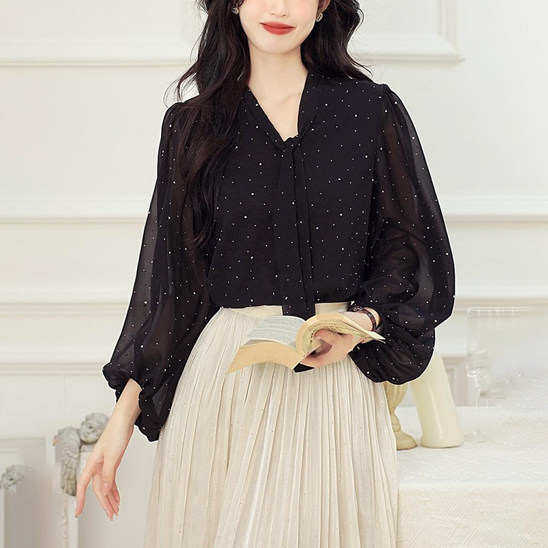 法式復古V領飄帶長袖襯衫